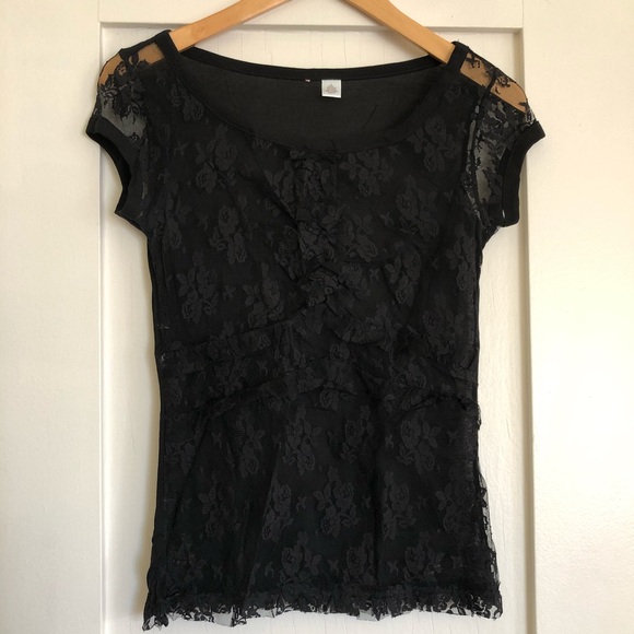 Anthropologie Tops - lacy ANTHROPOLOGIE top